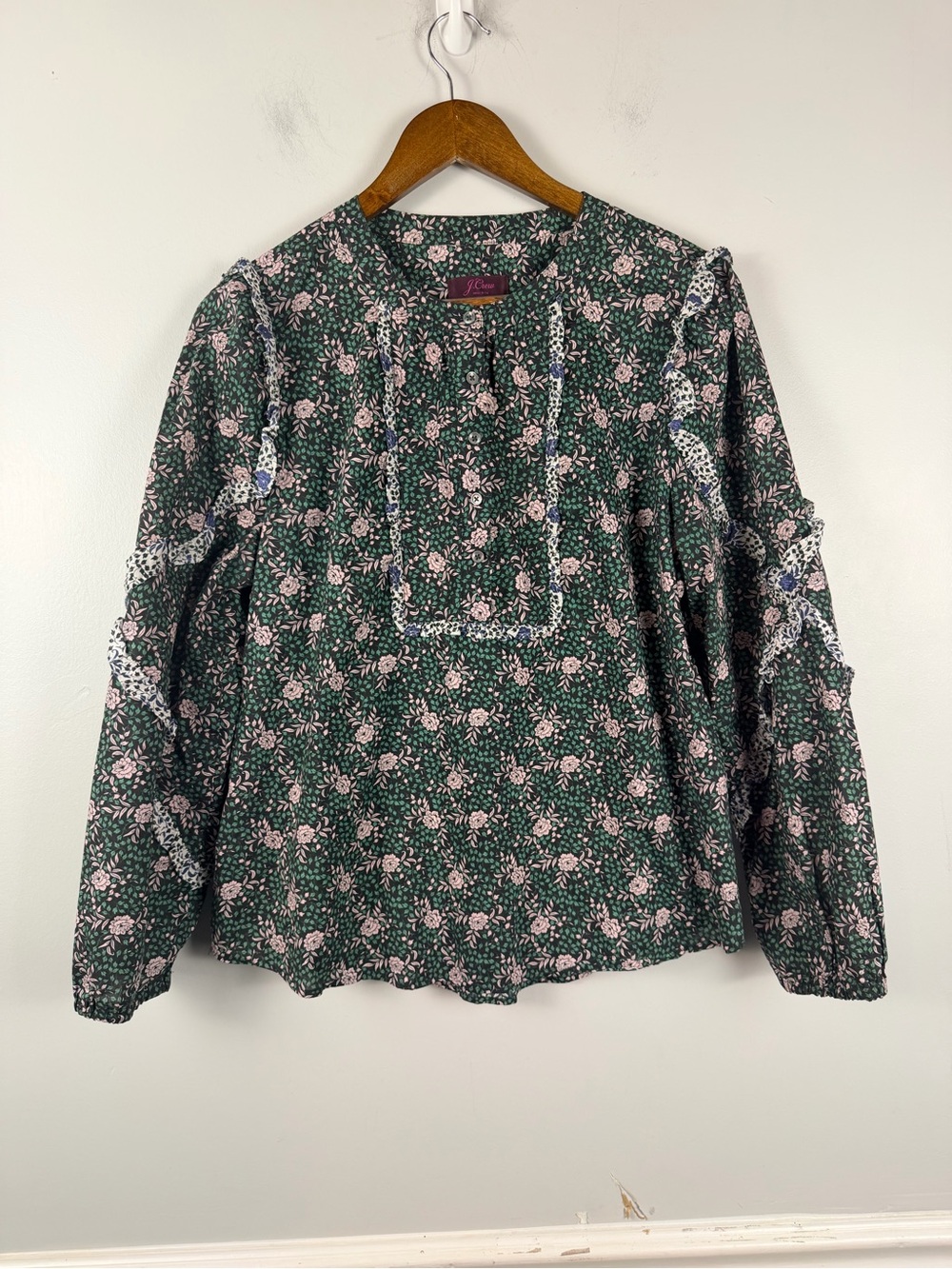 J. Crew Ruffle sleeve blouse liberty Franklyn floral black ivy size medium - Picture 2 of 6